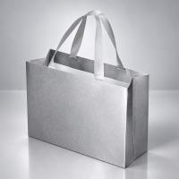 Пакет подарочный с тканевой ламинацией Сатин XL, серебристый 32×23×12 см., серебристые ручки , размер XL