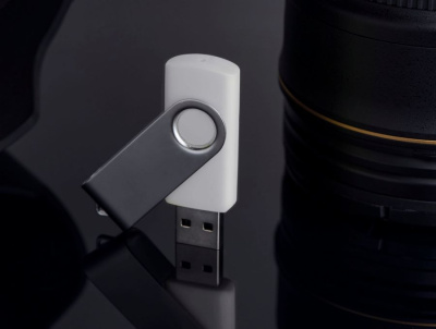 USB flash-карта DOT (32Гб), белый, 5,8х2х1,1 см, пластик, металл