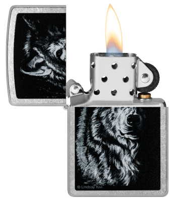 Зажигалка ZIPPO Shadow Wolf с покрытием Street Chrome, латунь/сталь, серебристая, матовая, 38x13x57 мм