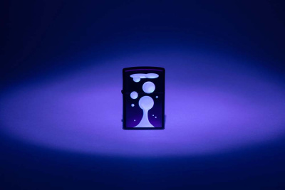 Зажигалка ZIPPO Lava Lamp с покрытием Black Light, латунь/сталь, черная,матовая 38x13x57 мм