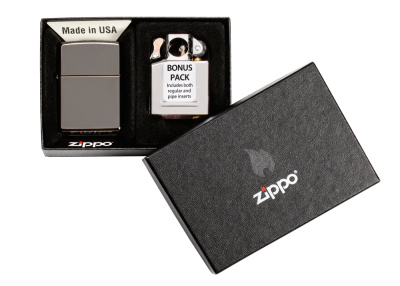 Подарочный набор ZIPPO: зажигалка Black Ice® и вставной блок для зажигалок для трубок, латунь/сталь