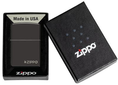 Зажигалка ZIPPO Classic с покрытием Ebony™, латунь/сталь, чёрная с логотипом, глянцевая, 38x13x57 мм