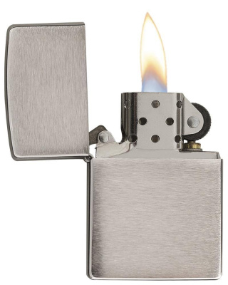 Зажигалка ZIPPO классическая с покрытием матовый хром | Classic Brushed Chrome, латунь/сталь, серебристая, матовая, 38x13x57 мм