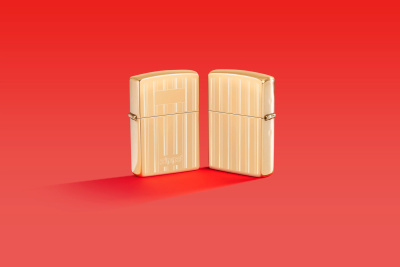 Зажигалка ZIPPO классическая с покрытием Глянцевая латунь | Classic High Polish Brass, латунь/сталь, золотистая, 38x13x57 мм