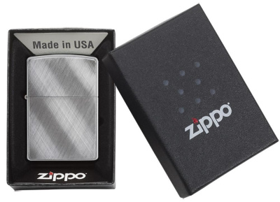 Зажигалка ZIPPO классическая с покрытием матовый хром | Classic Brushed Chrome, латунь/сталь, серебристая, матовая, 38x13x57 мм