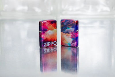 Зажигалка ZIPPO Яркие переливы с покрытием Искусственно состаренный хром на 540 | Tie Dye 540 Tumbled Chrome, латунь/сталь, разноцветная, 38x13x57 мм