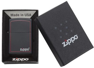 Зажигалка ZIPPO с фирменным логотипом и красной окантовкой с черным матовым покрытием | Black Matte, латунь/сталь, чёрная, матовая, 38x13x57 мм