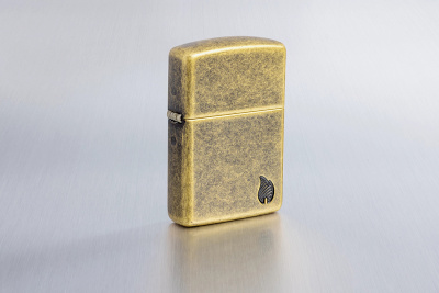 Зажигалка ZIPPO Armor® Пламя c покрытием античная латунь | Flame Antique Brass, латунь/сталь, золотистая, 38x13x57 мм